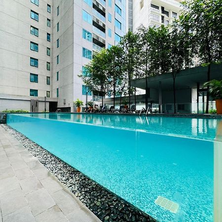 Summer Suites Klcc By Homestay Куала-Лумпур Екстер'єр фото