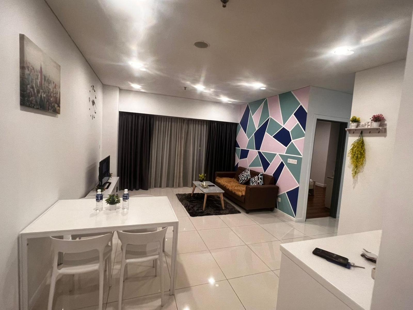 Summer Suites Klcc By Homestay Куала-Лумпур Екстер'єр фото