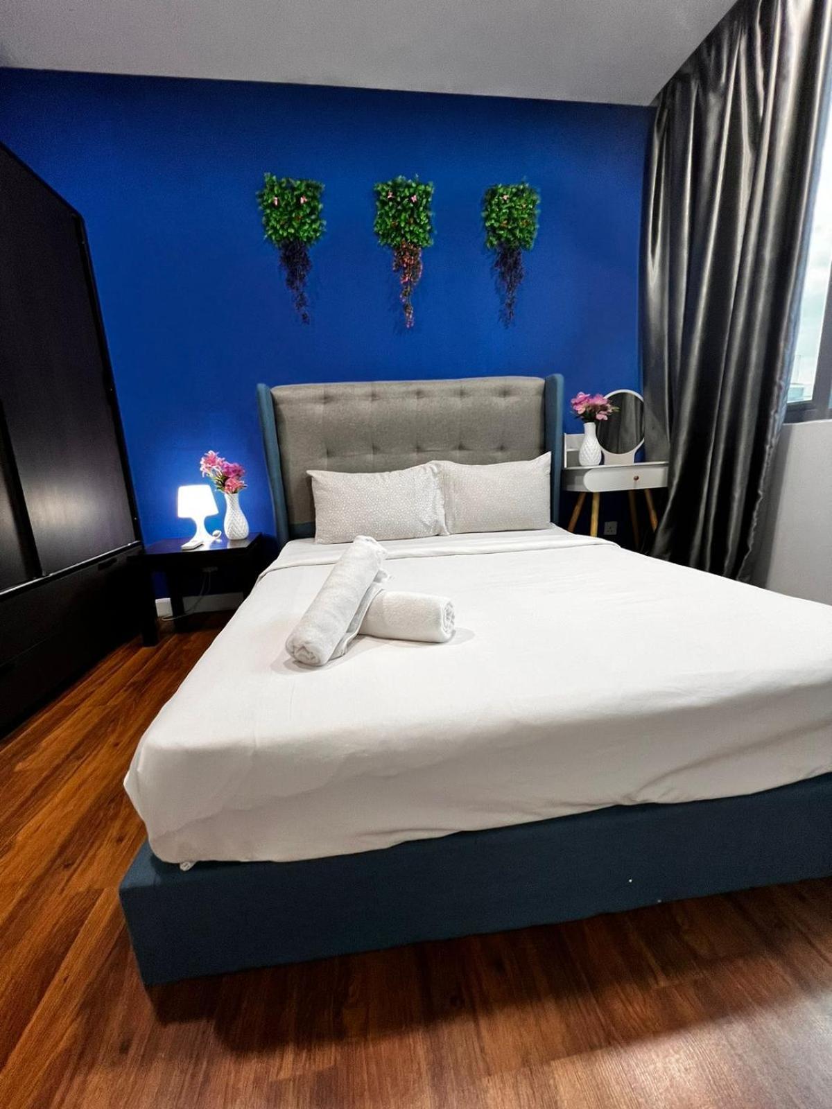 Summer Suites Klcc By Homestay Куала-Лумпур Екстер'єр фото