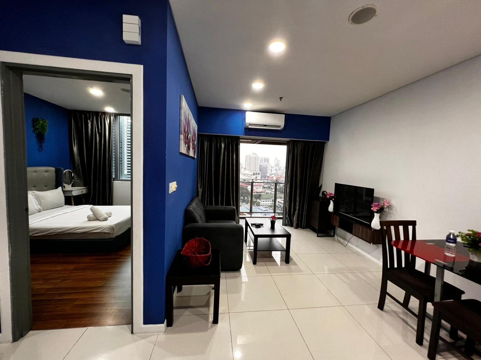 Summer Suites Klcc By Homestay Куала-Лумпур Екстер'єр фото