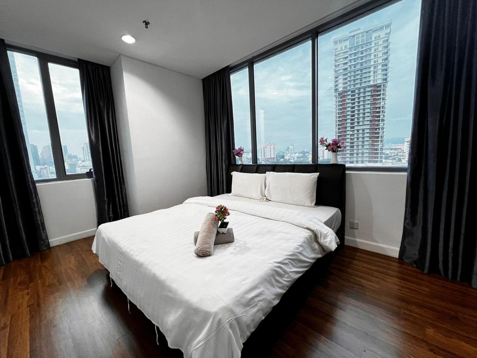 Summer Suites Klcc By Homestay Куала-Лумпур Екстер'єр фото